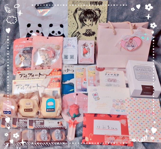 CC福岡おつかれさまでした!
素敵な差し入れを本当にありがとうございます😭♡お菓子などは売り子さんと一緒に食べます🙏✨️
イラストも最高に可愛くて、お手紙もめちゃめちゃ元気がもらえて幸せです…🫂

スケブも楽しく描かせていただきました! 