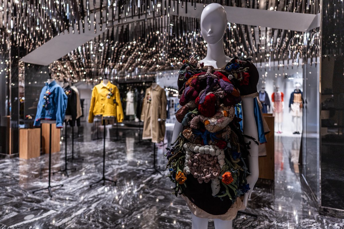 undercover_lab tweet media