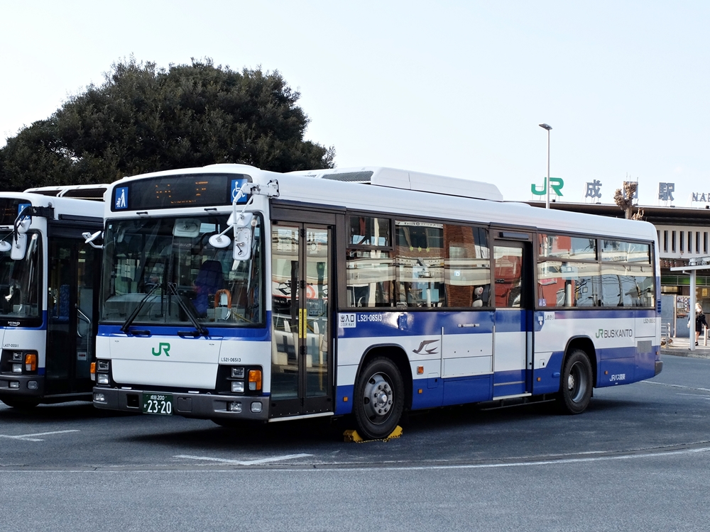 みどざね tweet media