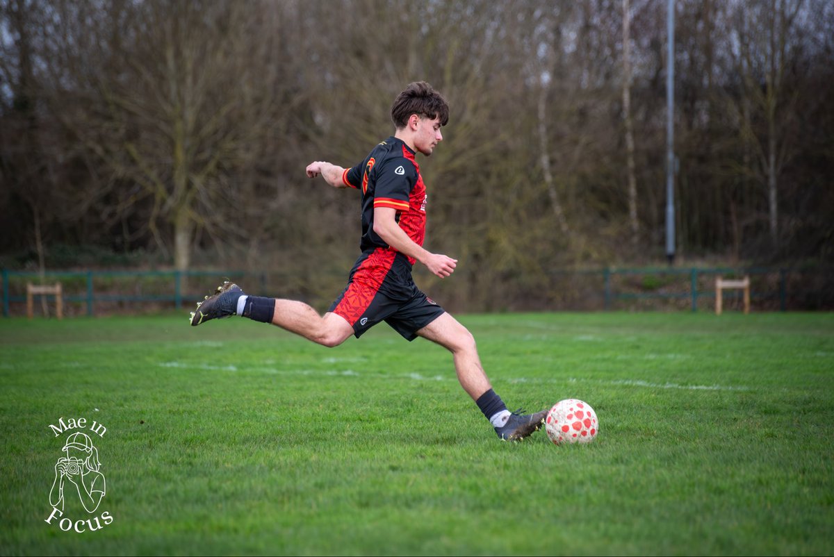 Mae in focus tweet media