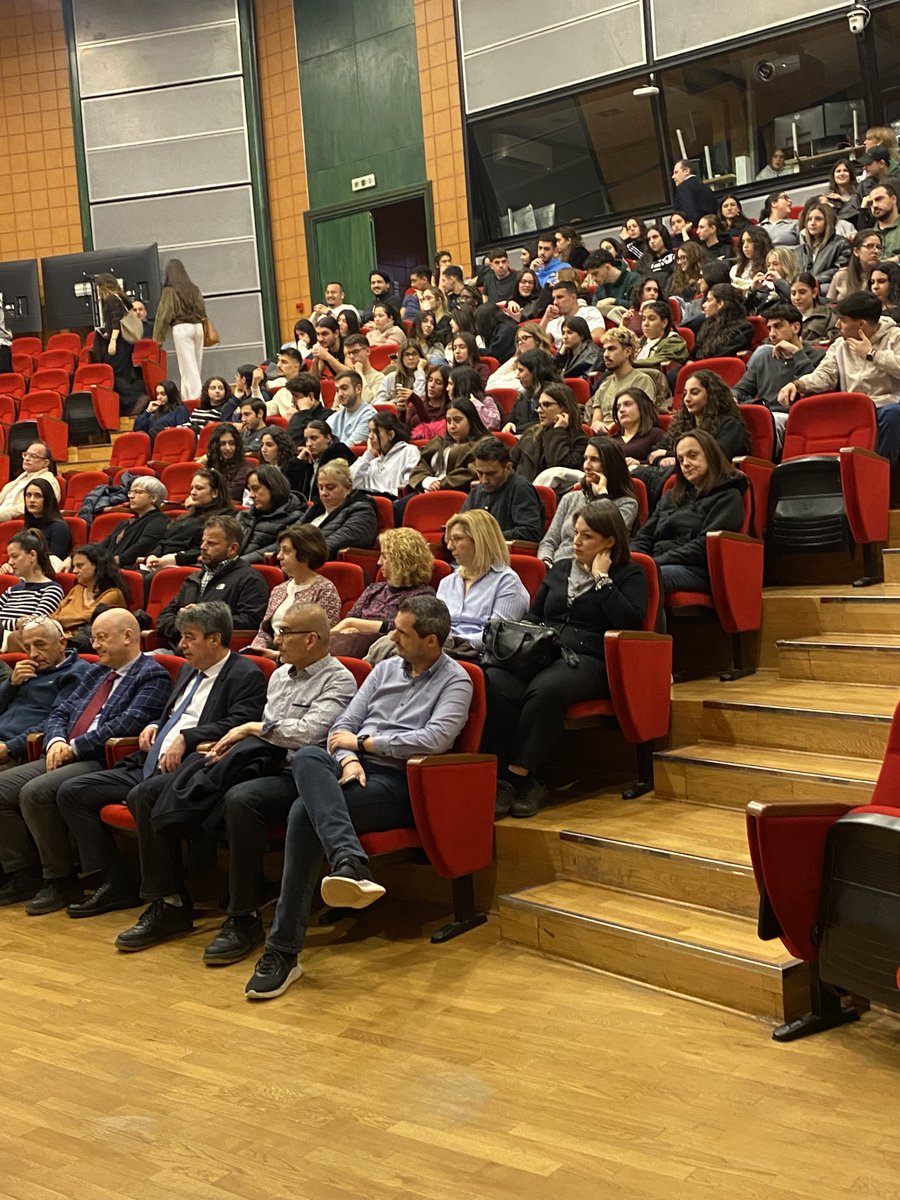 Medical Degree English Program tweet media