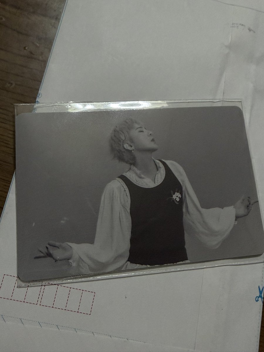 CONTENTREE9 【リポストキャンペーン】当選したぁ✨ ジヨン様のトレカ