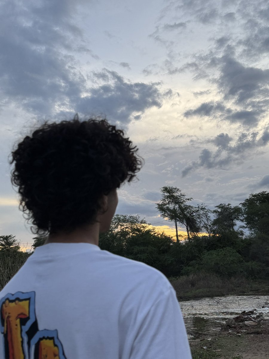 o mundo era assim antes de eu matar cachinhos