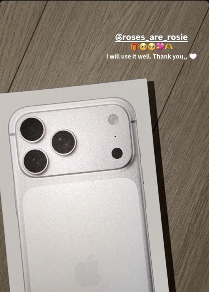 ชีซื้อ iPhone 17 Pro แจกทีมงานแบบเริ่ดๆ ส่วนตัวเองไอเลิฟ iPhone Air สุดหัวใจ5555555