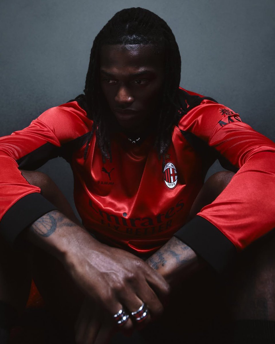 urbnchronicles's tweet photo. AC Milan and PUMA unveil their Slam Jam collection. https://t.co/jmw89LM333