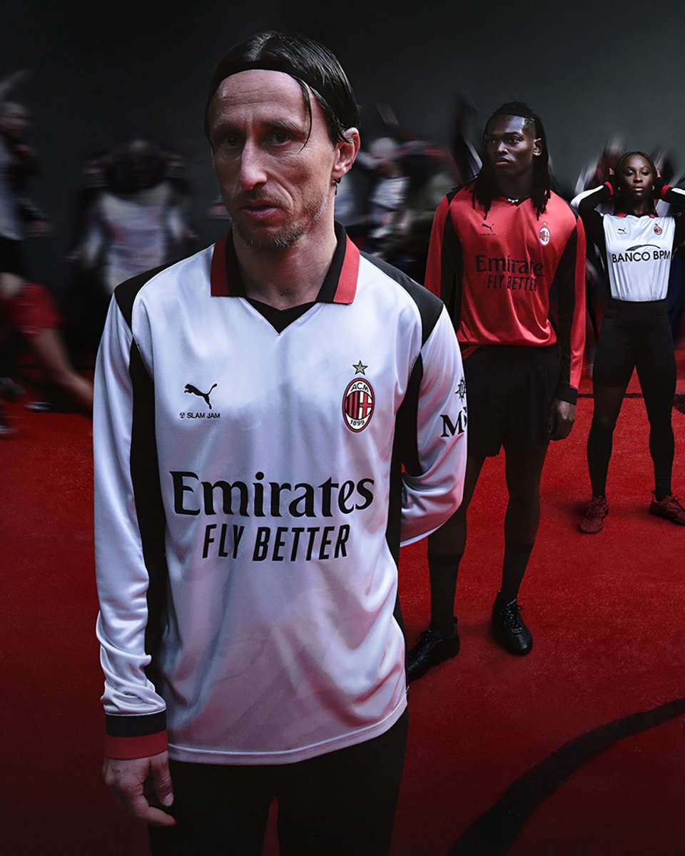 urbnchronicles's tweet photo. AC Milan and PUMA unveil their Slam Jam collection. https://t.co/jmw89LM333