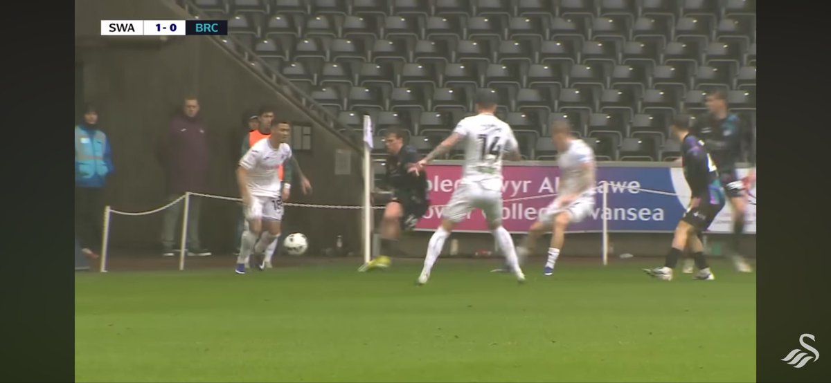 Scott Lewis tweet media