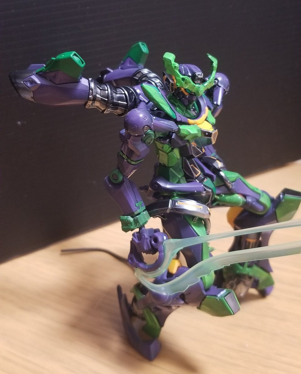 HG ジークアクス、全塗装完成。 (説明は不要)