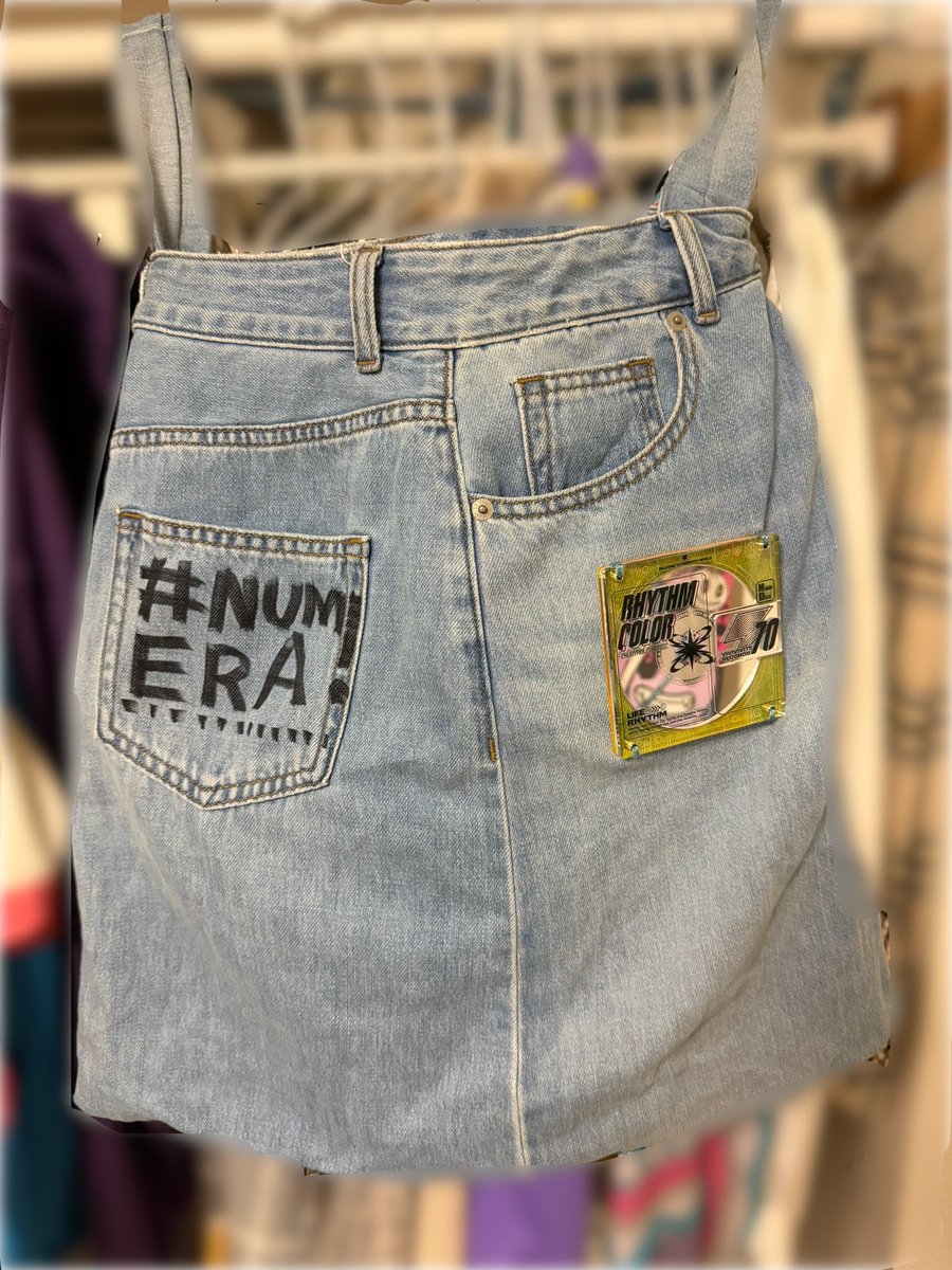 お気に入りのデニムパンツバッグに縫い付け！ いい感じ！好きな物は身