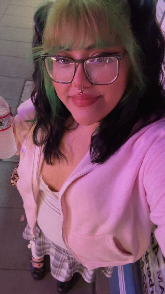 Xxxitten's tweet photo. 🤷🏽‍♀️ just cause ig, you’re welcome 😇 https://t.co/IaO1CSOOwN