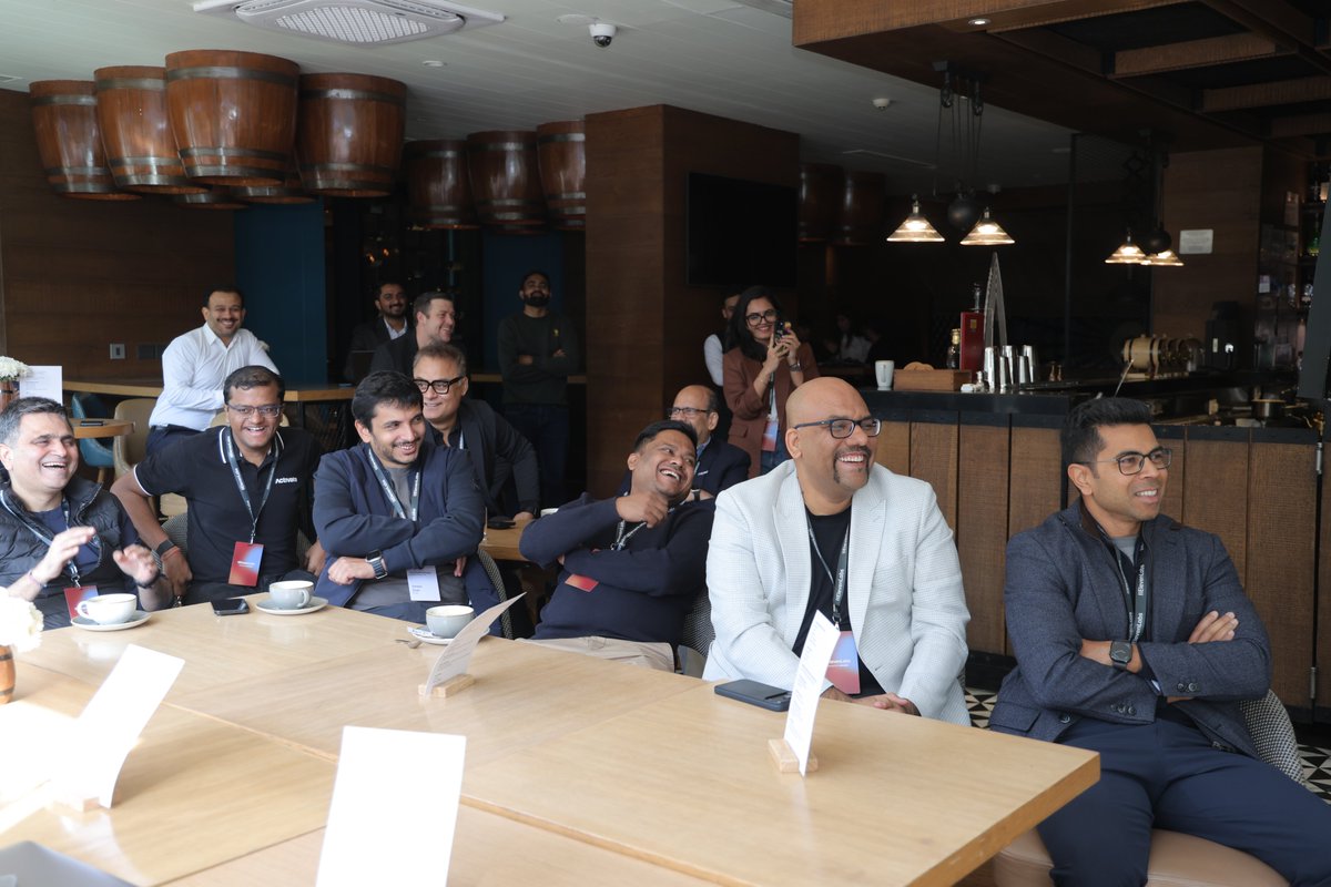 Activate tweet media