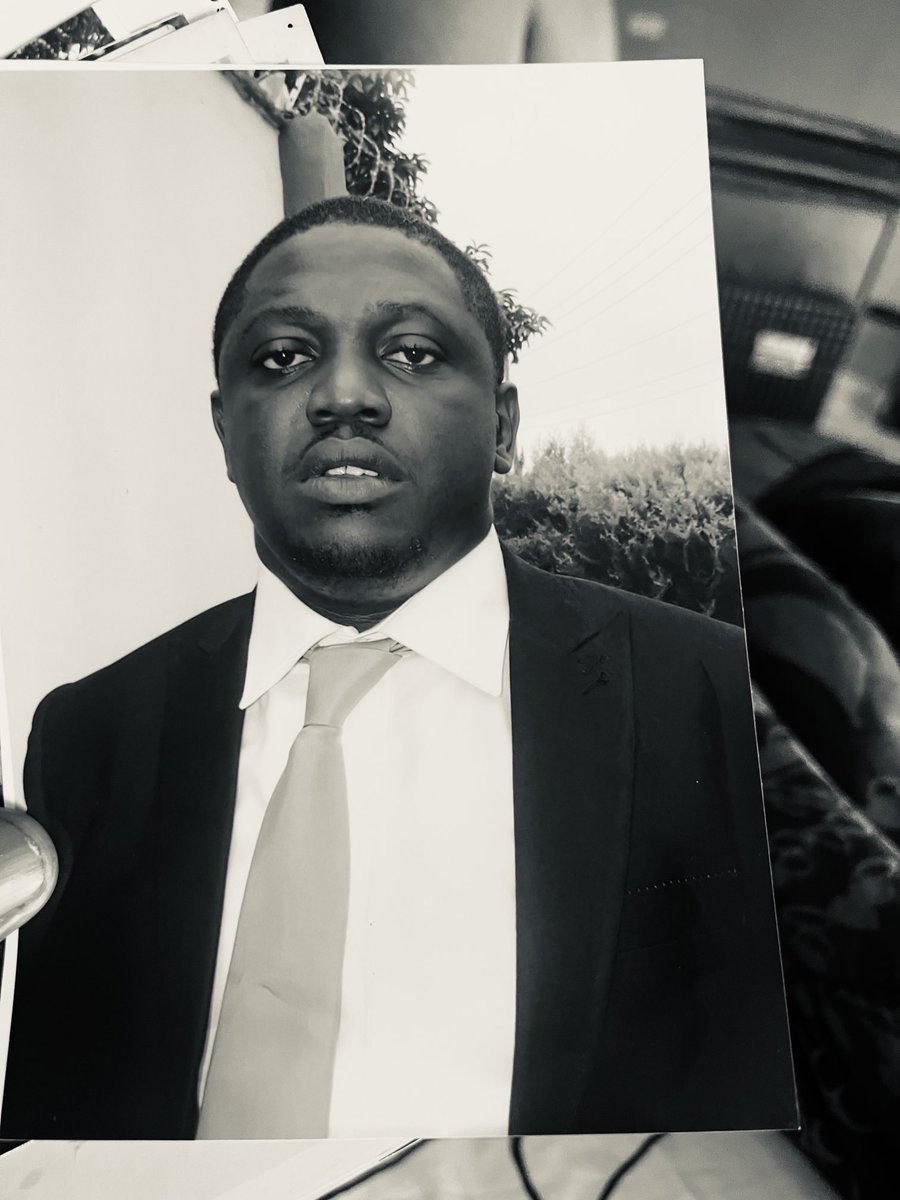 illBlissGoretti's tweet photo. Godβs Banker
#OgaBoss
#GMYK https://t.co/2HY0LGdUbC