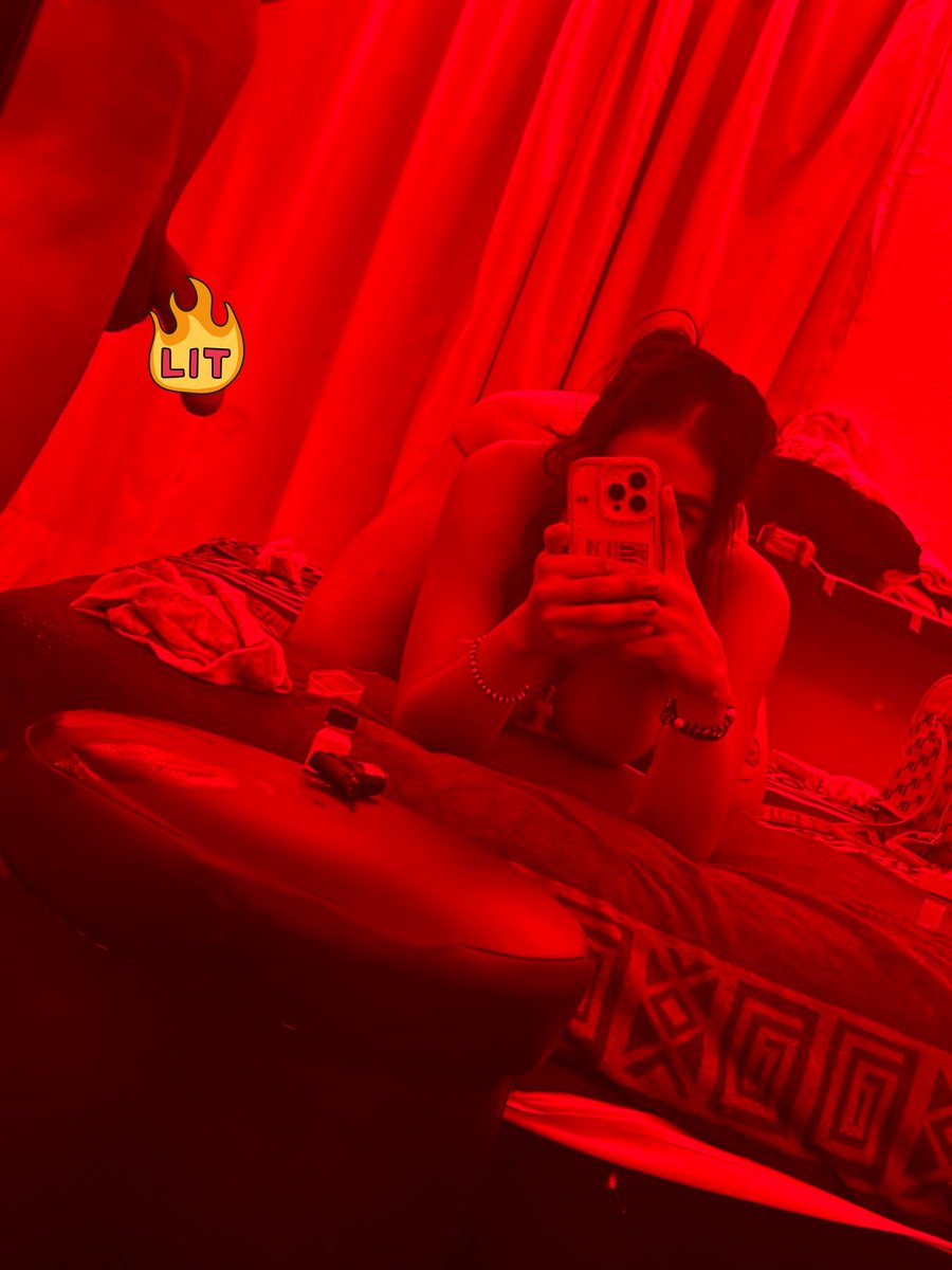 Jennpineda1e's tweet photo. Chica trans, Disponible cdmx zona centro C/L pasiva complaciente cachonda sumisa 
Fumes ? 🧊😶‍🌫️✨🥵🔥🤤
Quieres pasar un rato rico he inolvidable 
Pide inf al privado 😈👻 https://t.co/MOwq2FiWse