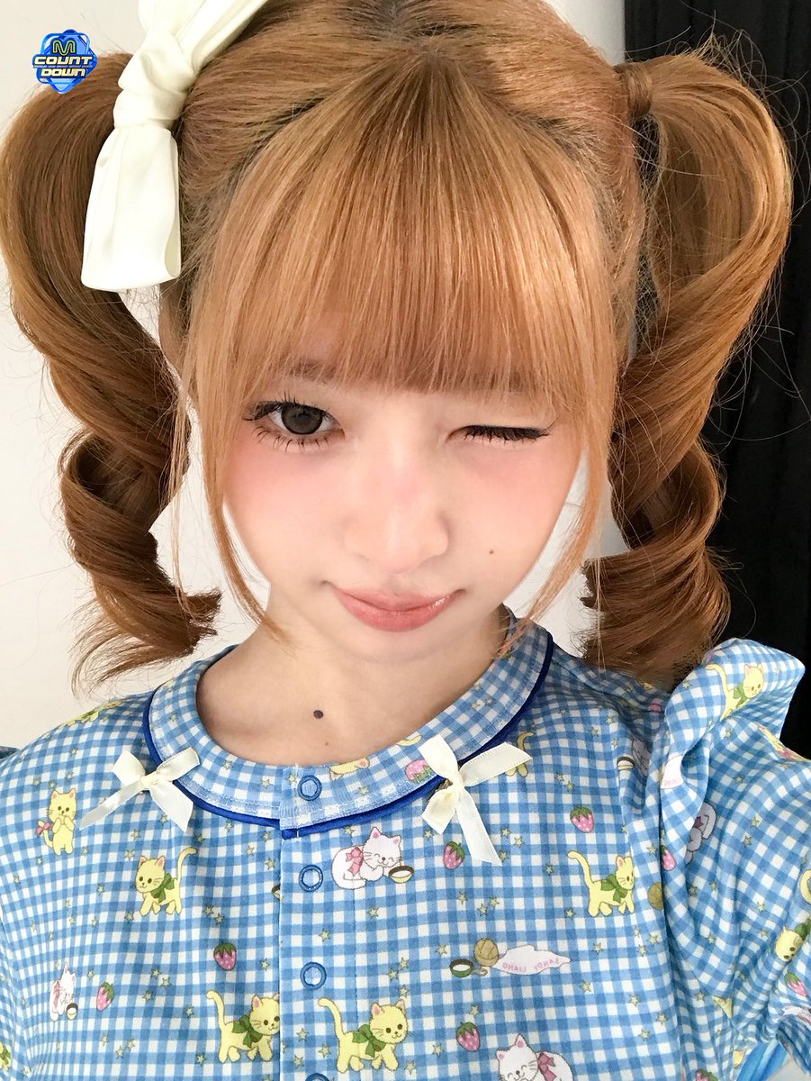 📢 이번 주 MC 의상 컨셉은! 🐆🐟🎀➕

MC석에 방청 오시는 팬분들도! 안방 1열의 팬분들도! 
🐆🐟🎀➕로 드레스코드를 완성해 주세요!

⚠️ 드레스코드는 권장 사항으로 필수가 아닙니다 ⚠️

#엠카운트다운 #MCOUNTDOWN