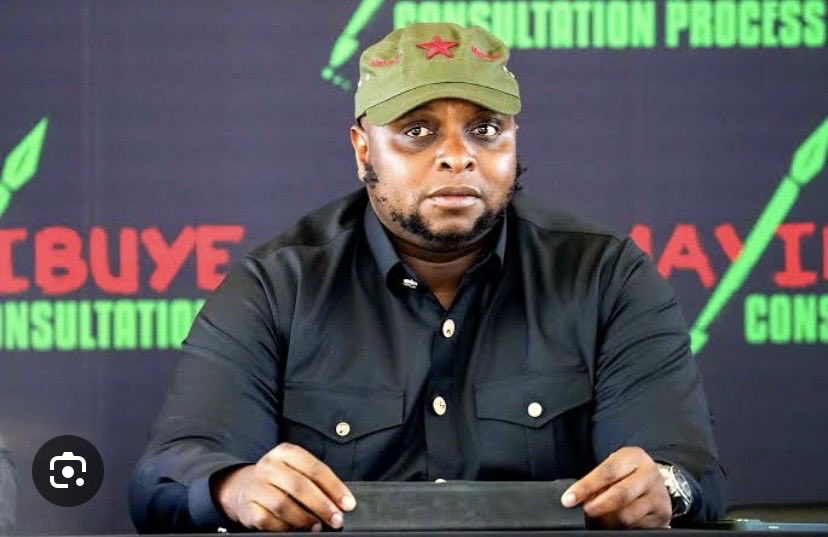 The People of Limpopo are collapsing Afrika Mayibuye 😳😳😳They have submitted 11 resignations …😳😳 isn’t that Floyd’s home ground??? 

Aiboooo Mass Exodus?