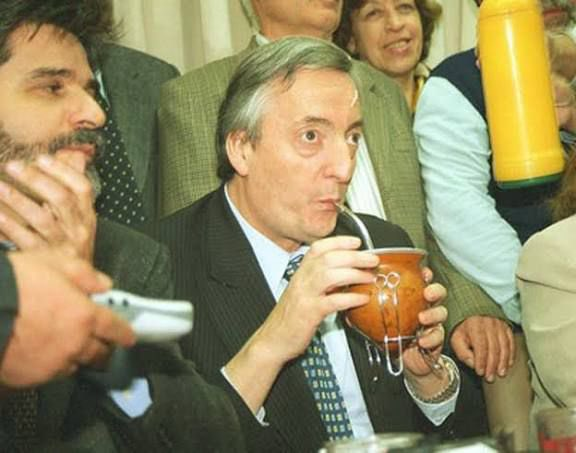 Hoy cumpliría 76 años el que creó 5 millones de puestos de empleos sin quitar derechos a los trabajadores. El paso del tiempo confirma lo extraordinaria que fue su gestión. Un grande de verdad. #NéstorCumple