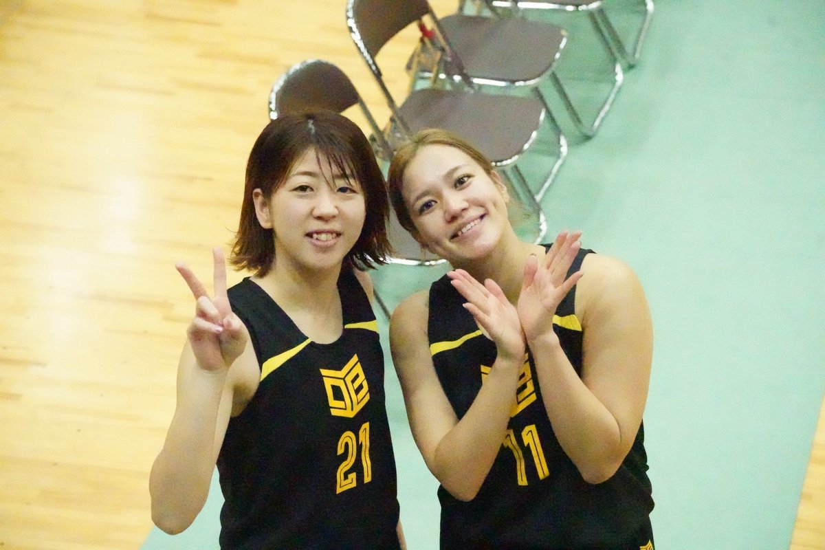 tomo_FRW145IK's tweet image. いいショットを撮らせて頂きました😊
ルアさん、ゆーこさんありがとうございました
全員ショットは選手の思い出にもなりますが、ファンにとってはありがたい一枚です

#QUEENBEE