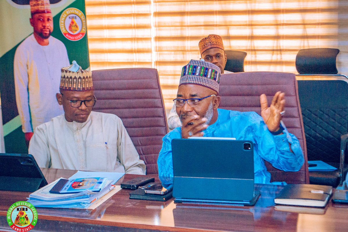 Kirsonline's tweet photo. At the 41st Management Meeting of the Kano State Internal Revenue Service.
#internalrevenue
#kanostate https://t.co/Ux3hR7485C