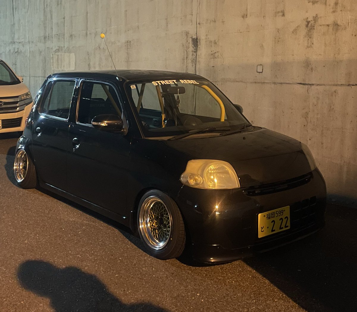 #みんなのDAIHATSU見せて
後ろ寝かせるか起こすかどうか一生迷ってるわいのエッセッセ