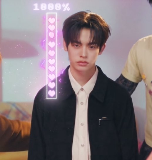 เหมือนดาราเด็กโดนแม่บังคับไปเล่น mv อ่ะ 555555555555555555555555555555555555555555555555555555555655 🤣🐻‍❄️🤏🏻