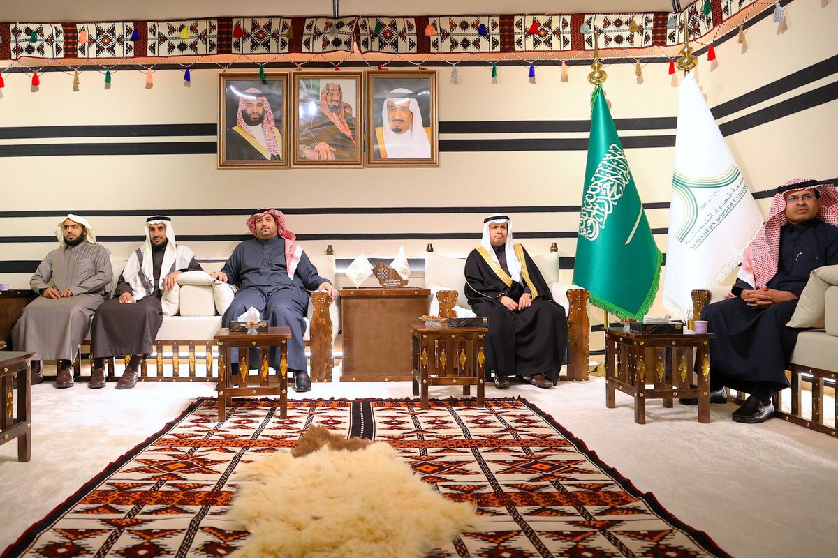 NBU_KSA's tweet photo. #خبر |
رئيس #جامعة_الحدود_الشمالية يرعى احتفال الجامعة بـ #يوم_التأسيس
https://t.co/gpO6pHGAZD https://t.co/AFJ8NzlwbE