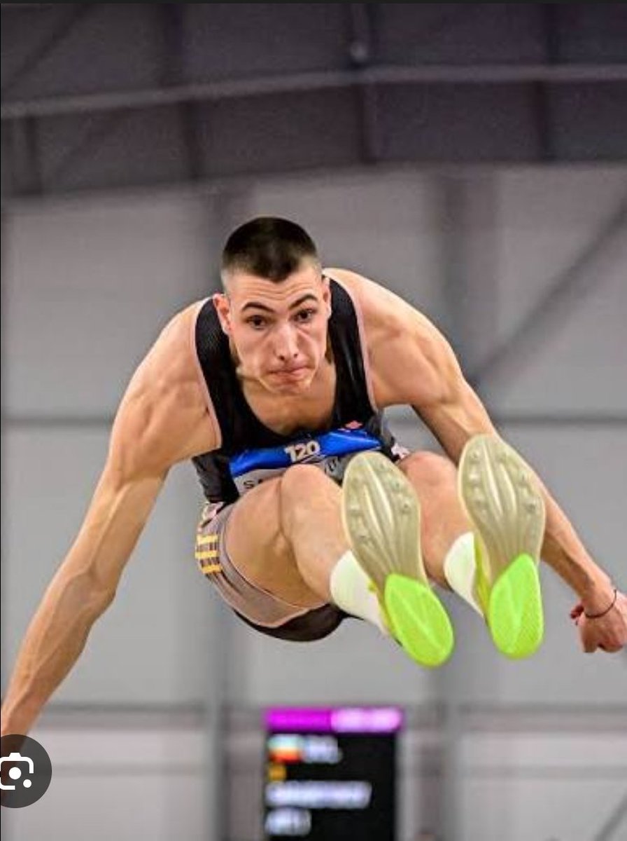 The math of Bozhidar Saraboyukov this indoor season 📊

6 races 
27 valid jumps [over 36]
Season average: 8.195m (8195 mm)
Last 3 competitions average: 8.266m [best 8.39, 8.45 e 8.42]

2026 season: 
2 jumps below 8,00
25 jumps over 8.00
15 jumps over 8.20
9 jumps over 8.25
5