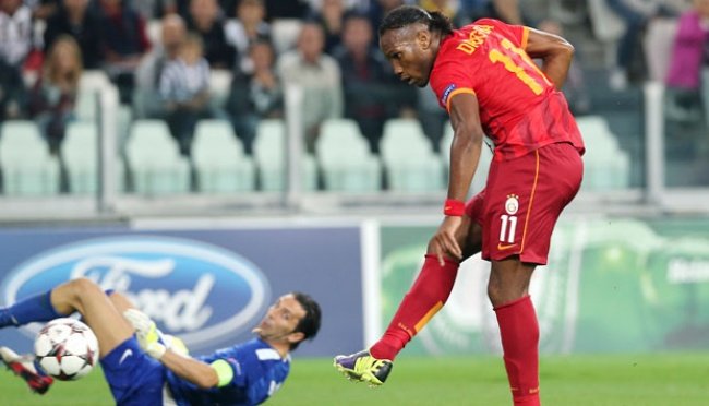 BirZamanlarGS's tweet photo. Son Juventus deplasmanı... 2 Ekim 2013 https://t.co/iU0BkMgrP9
