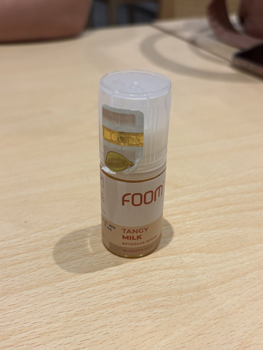 kyuts's tweet photo. WTS liquid saltnic pod vape Tangy Milk beverage series 30ML by FOOM

💸 80k (Masih full cuma isi ke ct sekali doang). No box
📍Sidoarjo https://t.co/02InmIMz9e