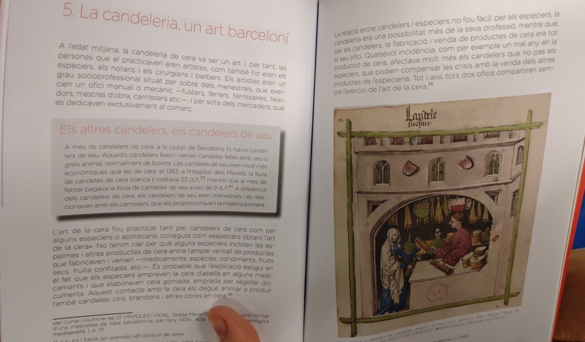 Ja el tenim. La <a href="/catedralbcn/">Catedral de Barcelona</a> ha tingut a bé de publicar-nos un llibret, dins de la col•lecció In Sede, i de pretensió divulgativa. Hi parlem del paper que va jugar la cera a la catedral i a la ciutat de Barcelona entre els segles XIV i XVI. Espero que el trobeu interessant!