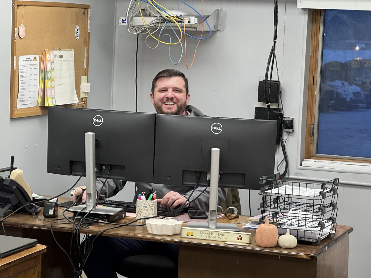 BTPSTransport's tweet photo. THANK YOU to Mr. Kubiak of @BTPSTechnology for getting us back on-line very early this morning! 💻 📞 🚌 ❄️ 
#ROLLBRICK https://t.co/vvW8hL80T8