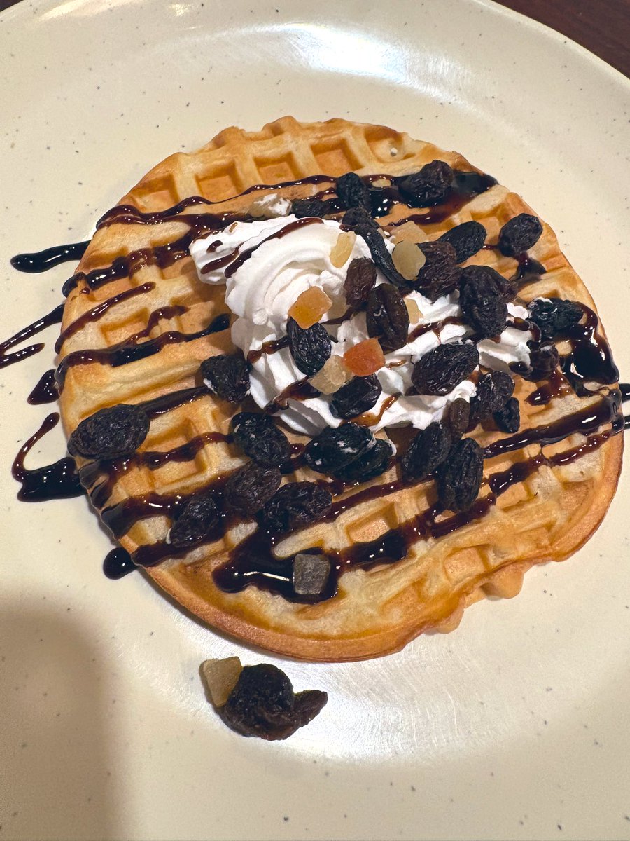 しゃぶ葉行ってきた✌️
牛タン🐮しゃぶ！(☝ ˘ω˘)☝ふぅー！！
そして初めてワッフル🧇作りました🧇✨️
いつもアホほど肉🥩🥩🥩食べちゃうから…😇