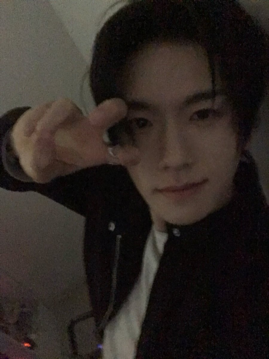 NewBeat_twt's tweet photo. [#홍민성]

어둑어둑✨
잘 보이지?! https://t.co/SCOjmwScsf