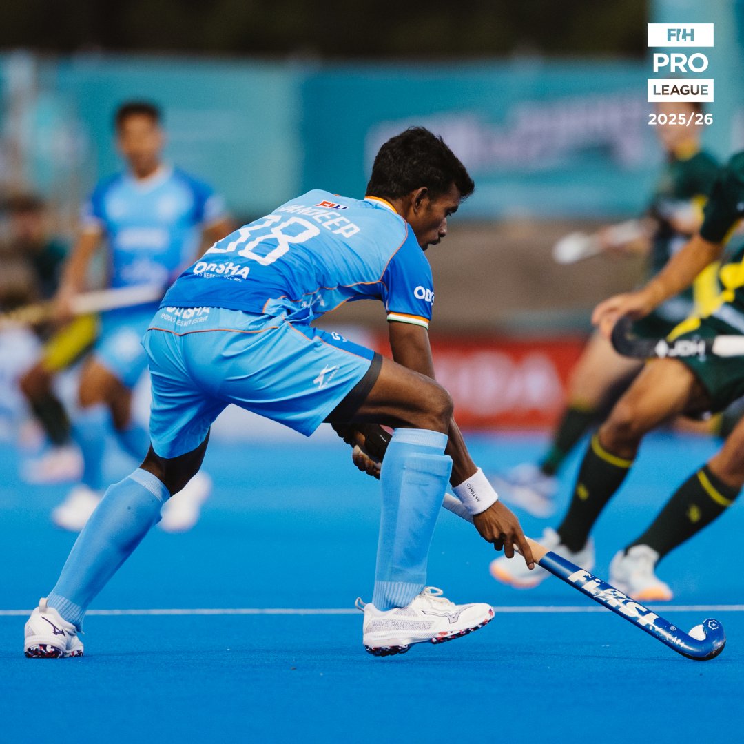 𝐌𝐀𝐓𝐂𝐇𝐃𝐀𝐘 𝐌𝐎𝐌𝐄𝐍𝐓𝐒 📸⚡

Frames from a high-intensity Australia 🆚 India clash at the FIH Pro League 2025-26.

#HockeyIndia #IndiaKaGame #FIHProLeague