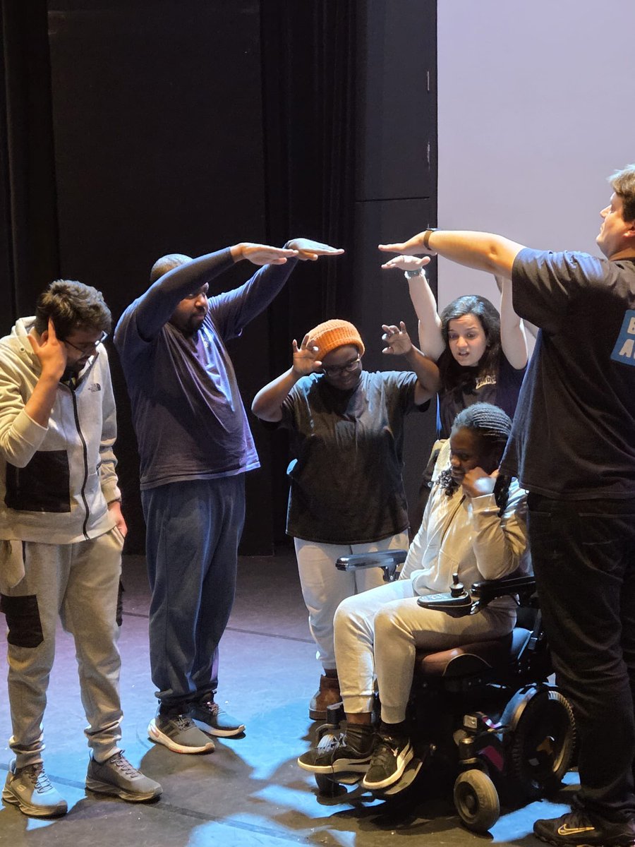 Face Front Inclusive Theatre tweet media