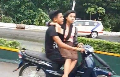 [Nike mtor] [mMahh nyauDd]

Dikk,, pGank&amp; ma cwoG qm,‼️

[Aq mlirig snis smByL mmelug tianK agAma]

Alhamdulillah, dH qMbaLiy k jln iaNk lurUs ,.

[Lnjud JLand k alFaMRt,,]