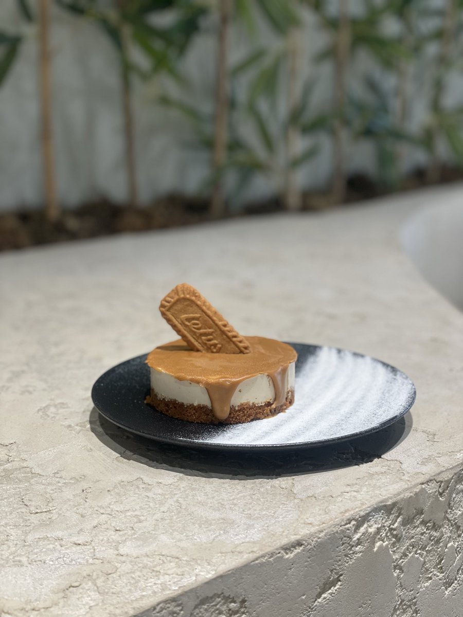 کانی tweet media