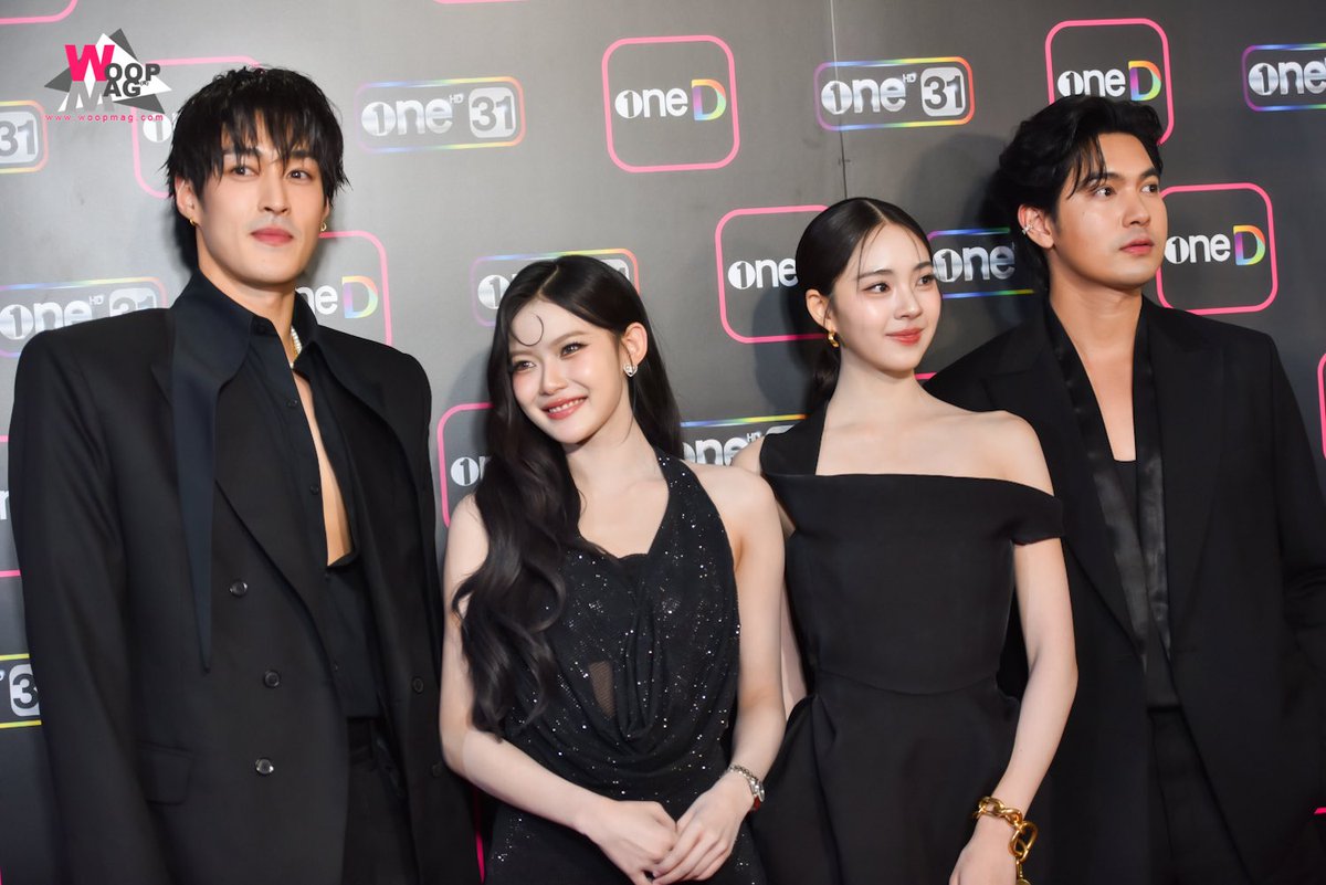 ทีมนักแสดงจาก #สอดสร้อยมาลา ในงาน “ปรากฏการณ์ one สนั่นจอ 2026” 

#Mabelz_PiXXiE #เอินเอินฟาติมา
#เข้มหัสวีร์ #กระทิงขุนณรงค์  
#oneสนั่นจอ2026