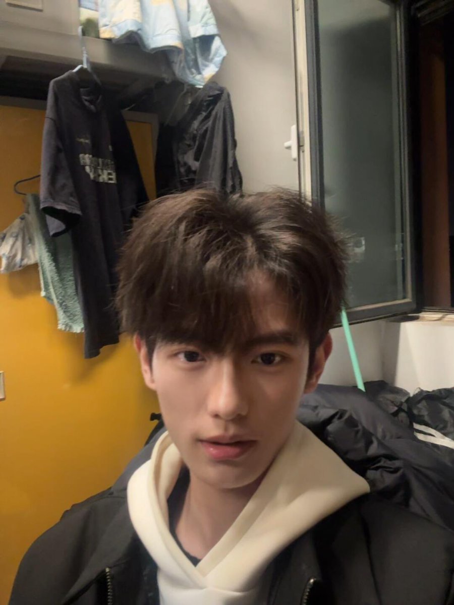 江上富川 tweet media