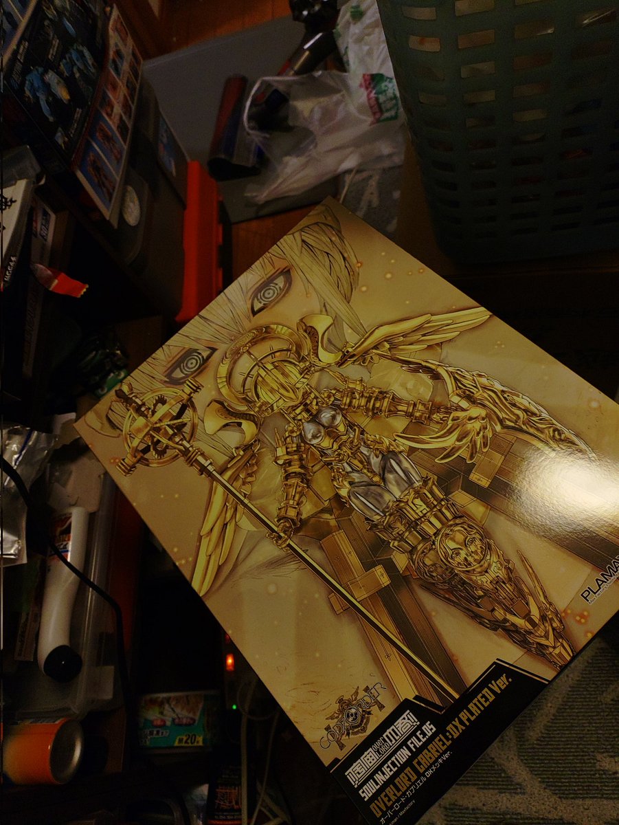 基本はパチ組派。あきまん信者なので購入。組み立てたい欲と、取っておきたい欲が50/50🌚🌝