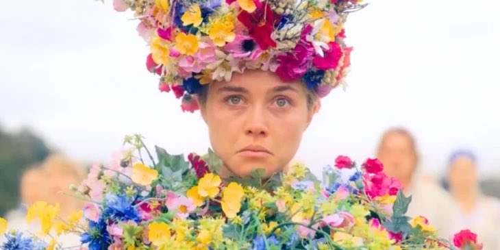 cauedemello's tweet photo. @analise2025 Essa mulher parece que saiu desse filme hahah https://t.co/3CHSIObuVs