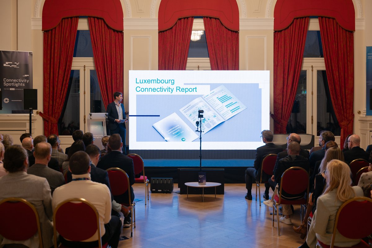 LuxConnect tweet media