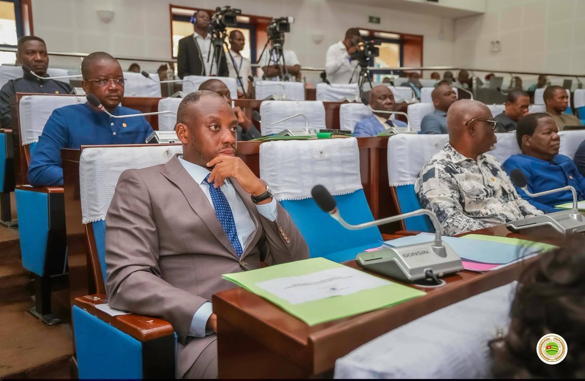 Komi Selom Klassou tweet media