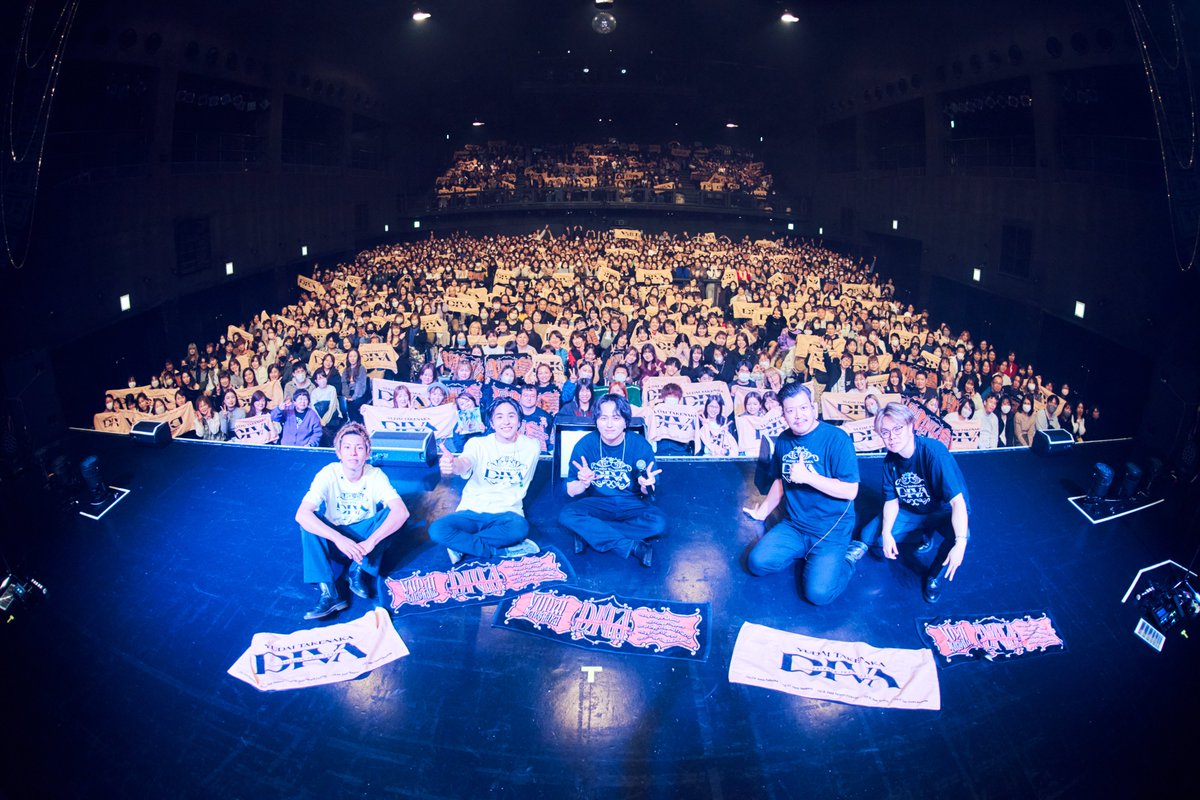 yudai_vo's tweet photo. DIVAツアー名古屋編
3公演目にもなるとまさきくんとのダブルMCも板に付いてきて楽しすぎてちょっと喋りすぎちゃったね笑
今回もみんなのおかげでDIVAになれた気がします。
いいツアーになってきたなと実感しています。
素敵な日をありがとう。次は大阪よろしくね！！
いっぱい歌っていっぱい笑おう！！ https://t.co/ATa1355OqN