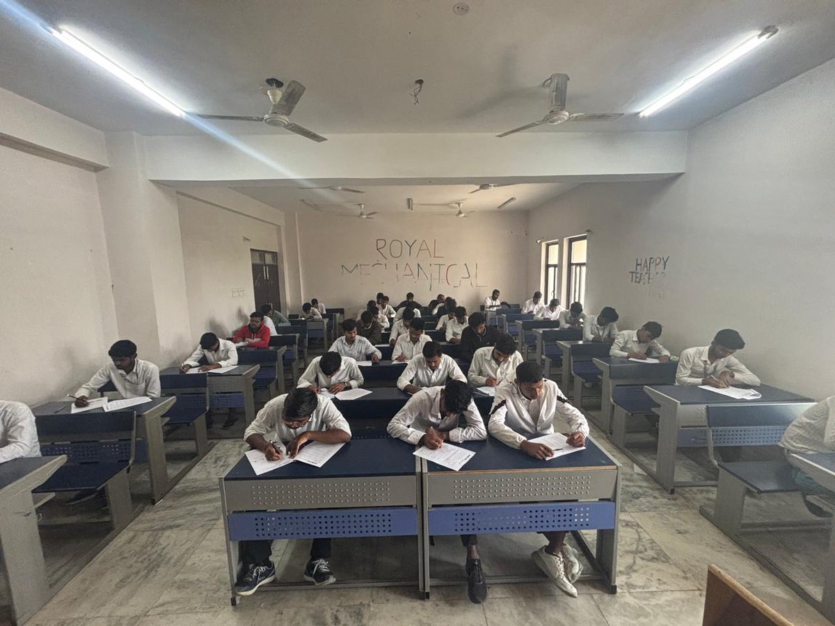 SiwanGP's tweet photo. Successful Placement Drive conducted with NRS AS – Bridging the World for Electrical &amp; Mechanical students at Government Polytechnic Siwan.
📝 Written Exam: 25 Feb 2026
👨‍🎓 74 Participants
🎯 Interview: 28 Feb 2026
Best wishes to all shortlisted students!
#PlacementDrive #GPsiwan https://t.co/5gdBaRO9lj