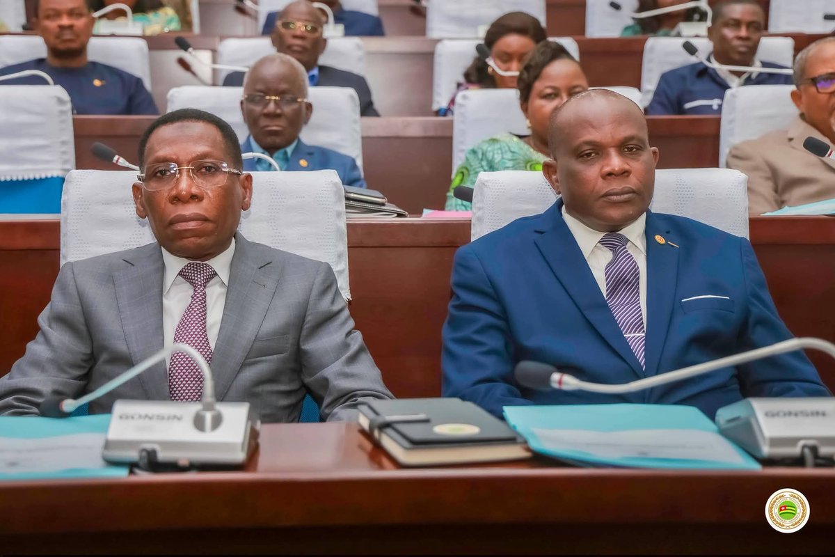 Komi Selom Klassou tweet media