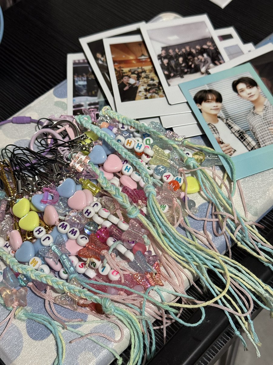 mina ໒꒱🐣 tweet media