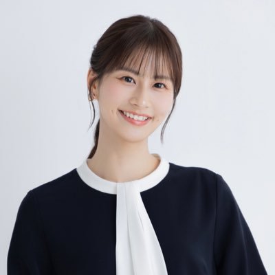 M1CHANCE_ACE's tweet photo. 【緊急】で教えます。

率直に言います。

【2026年の顔】になりうる
"上昇が約束された銘柄"を発掘しました。

目標株価は""中長期で3～4倍""
一撃で50倍のような急騰銘柄ではなく…

""今年1年、安定した上昇を続ける #日本株""

詳細を知りたい方は
【イイネ】で反応しておきなさい。 https://t.co/QLP6AFIJ4g