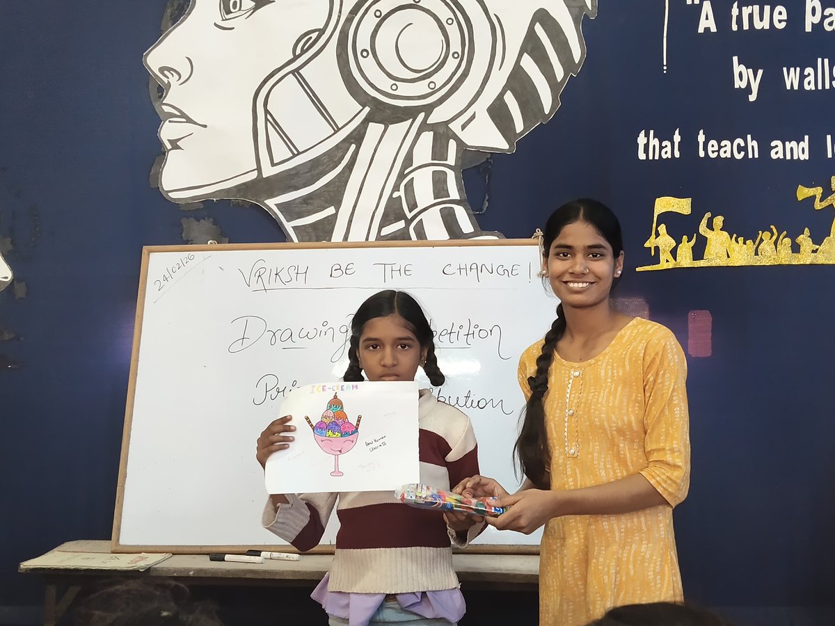 VRIKSH PATHSHALA celebrated the prize distribution ceremony for the drawing competition, appreciating the creativity, effort and imagination of our young participants.
 
#PrizeDistribution #DrawingCompetition #VrikshPathshala #VrikshBeTheChange #CreativeKids #YoungArtists