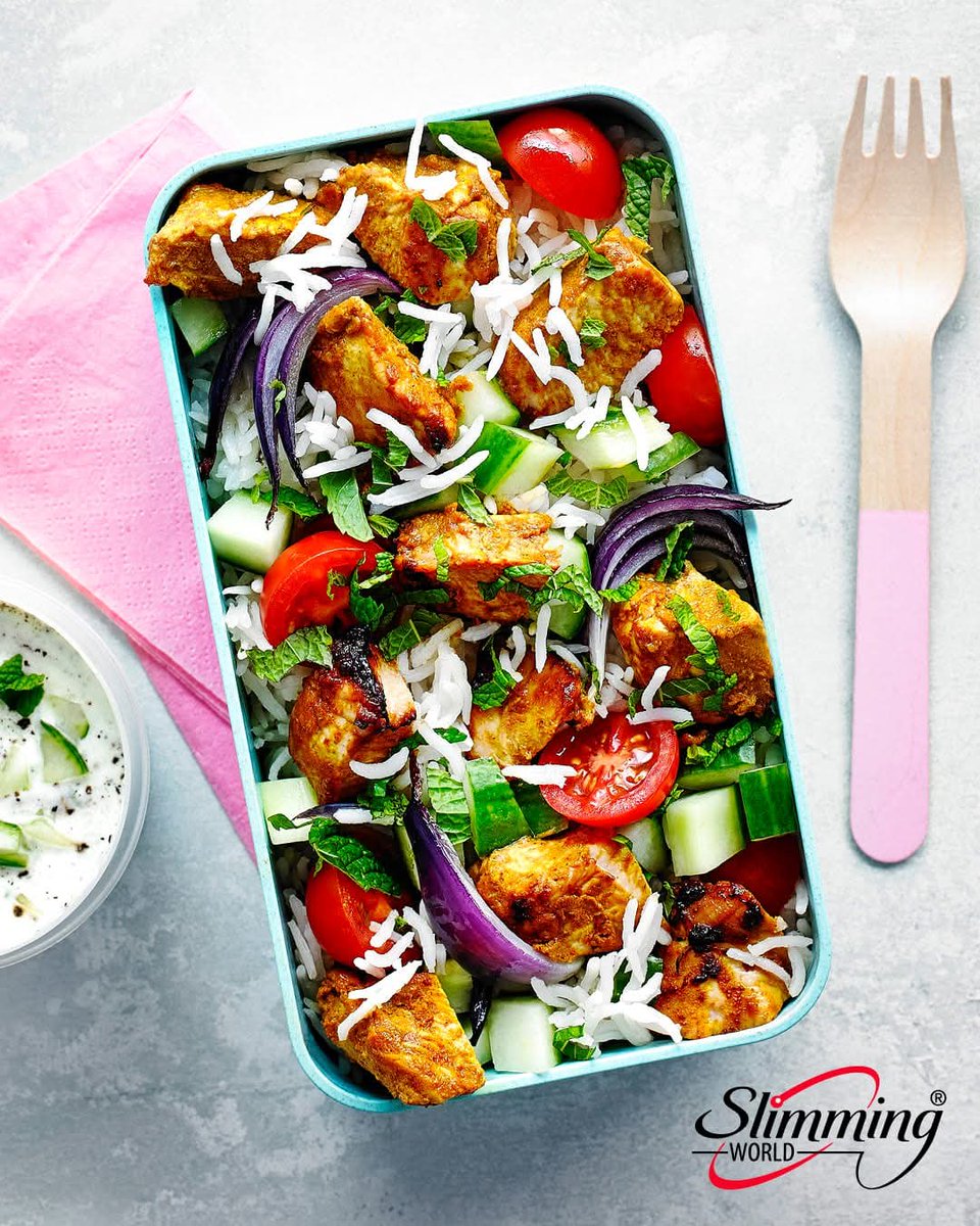 Tupperware at the ready... who’s on a meal prep hype this weekend 🖐? I love a batch cook session on the weekend – and it sets me up for those nights when you haven’t got time to cook from scratch (or just don’t fancy it!). What is your meal prep go-to?