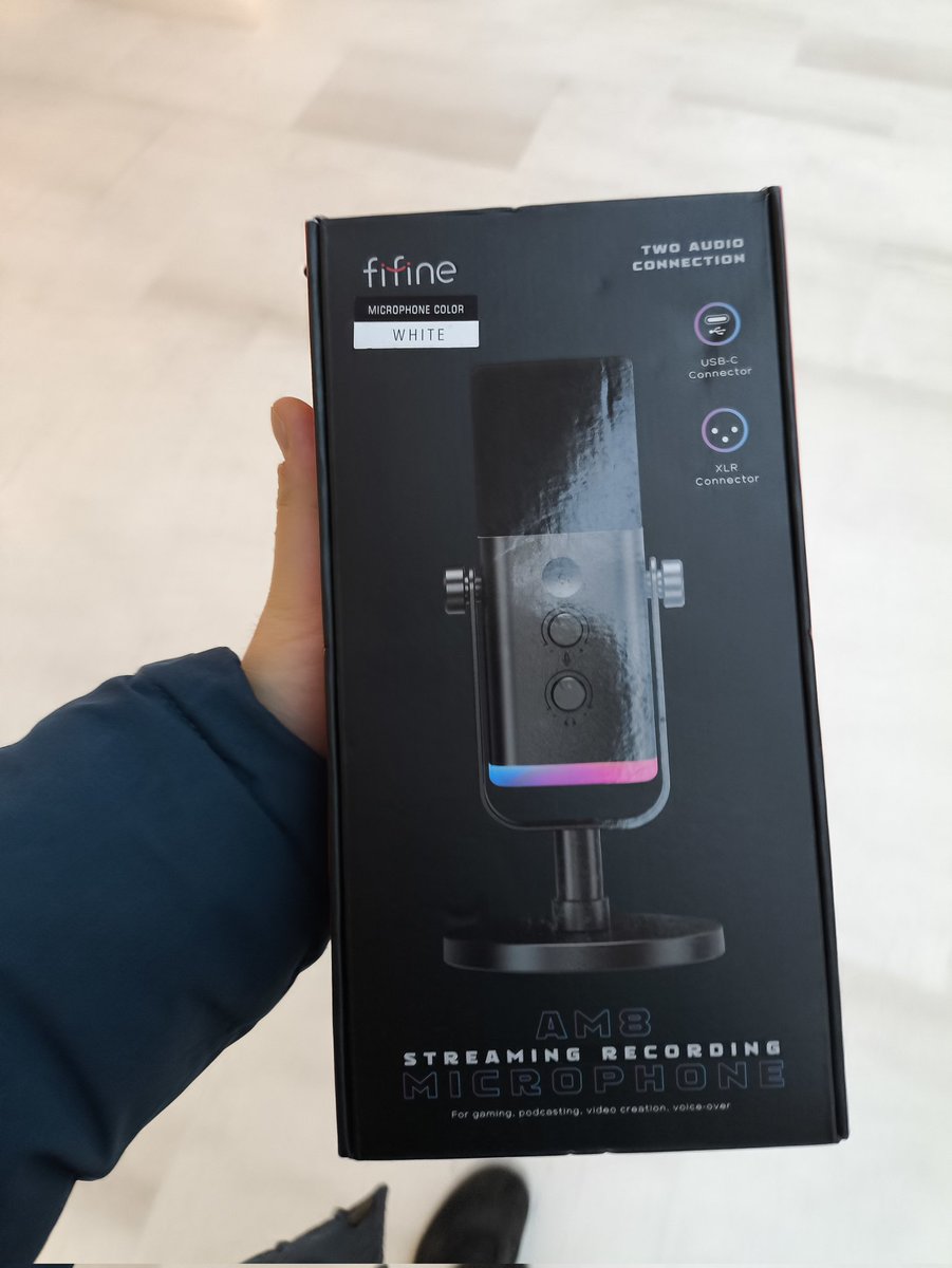 Nie pomogliście, musiałem sam ogarnąć XD

Znika mi wymówka od nagrywania w postaci słabego mikrofonu, trzeba się wziąć. Dziękuję każdemu, kto wsparł mnie zakupami w GoDarts - od dzisiaj jesteście dumnymi sponsorami kanału Paweł Cegiełka